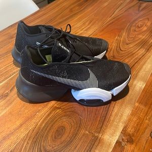 Air Zoom SuperRep 2 HIIT Sneaker in Black